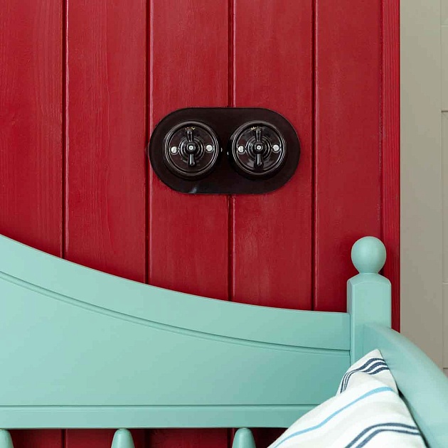 Рамка на 2 поста черная Werkel W0025108 4690389166457 изображение 3 Рамка на 2 поста черная Werkel W0025108 4690389166457 Фото № 3