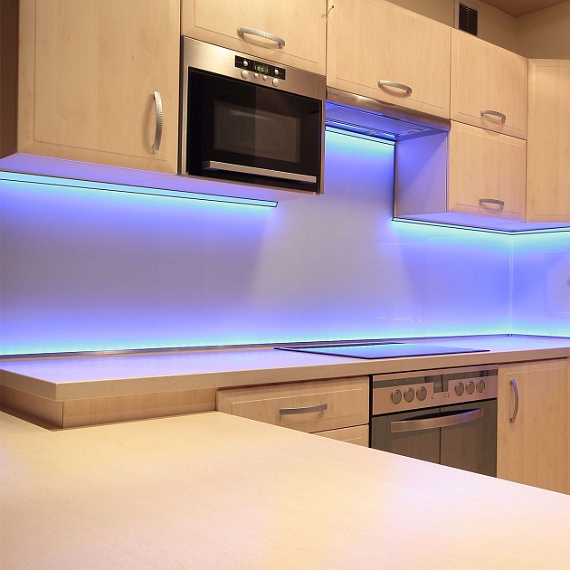 Профиль угловой накладной с рассеивателем черный/белый 1м. Apeyron 08-07-ЧБ Фото № 12