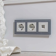 Рамка Werkel Favorit на 3 поста серый W0031115 4690389159824 1