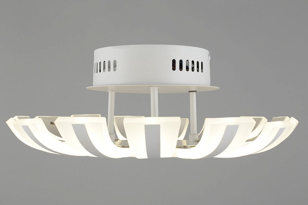 Потолочная светодиодная люстра Omnilux Silville OML-02607-68 Фото № 7