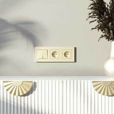 Рамка на 3 поста Slab шампань софт W0032911 a071625 1