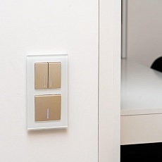 Выключатель Werkel одноклавишный проходной с подсветкой шампань рифленый W1112110 4690389160097 2