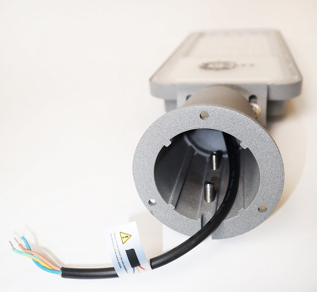 Уличный светодиодный консольный светильник i-Watt i-15106 изображение 4 Уличный светодиодный консольный светильник i-Watt i-15106 Фото № 4