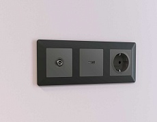 Лицевая панель ТВ-розетки AMBRELLA VOLT AP9130 1