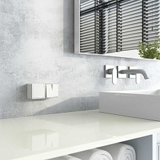 Розетка влагозащищенная с заземлением с защитной крышкой и шторками Werkel Gallant слоновая кость W5071203 4690389164590 2