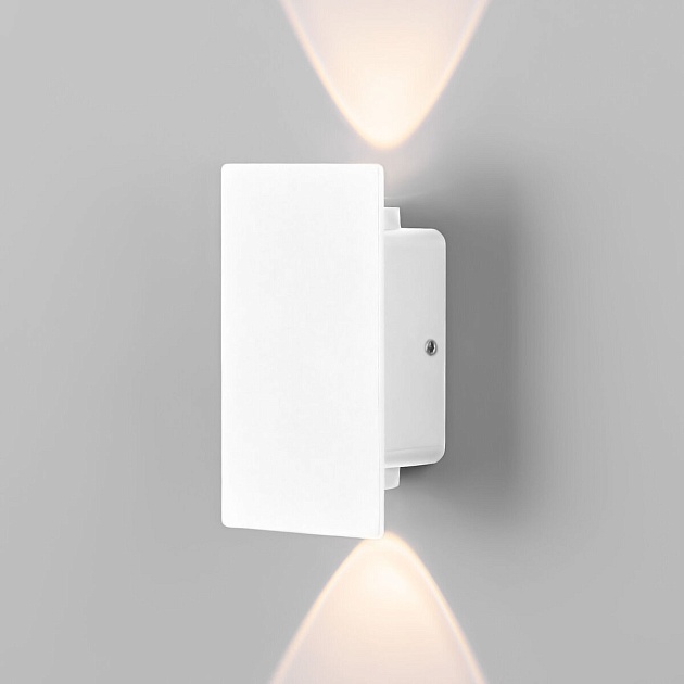 Уличный настенный светодиодный светильник Elektrostandard Mini Light 35154/D белый a060884 фото 
