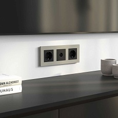 Рамка на 3 поста Werkel Slab дымчатый софт W0032917 a071626 2