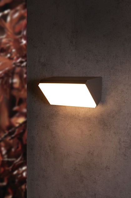 Уличный настеннный светодиодный светильник Mantra Solden 7070 Фото № 3