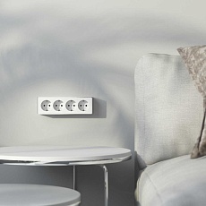 Розетка четверная с заземлением и шторками Gallant Werkel a071252 4