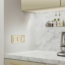 Рамка Werkel Baguette на 3 поста айвори/латунь W0032851 4690389185762 2