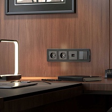 Рамка Werkel Platinum на 4 поста черный алюминий W0042608 4690389184512 3