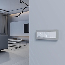 Рамка Werkel Split на 3 поста дымчатый/белый W0033067 4690389206085 2