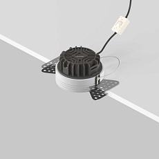 Встраиваемый светильник Maytoni Technical DL055-8W3-4-6K-TRS-B 2