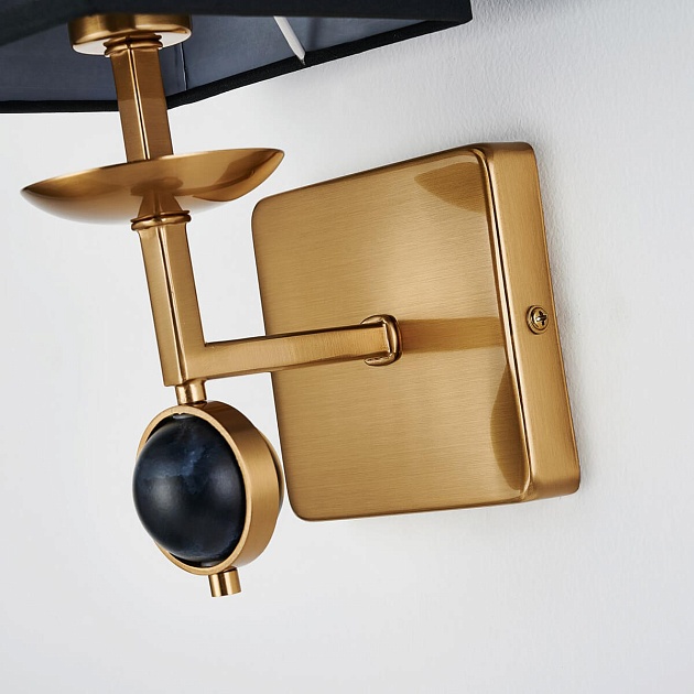 Бра Favourite Diva 2822-1W изображение 3 Бра Favourite Diva 2822-1W Фото № 3