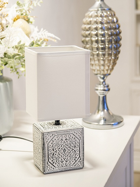 Настольная лампа Lucia Пьемонт 505 4606400512769 изображение 4 Настольная лампа Lucia Пьемонт 505 4606400512769 Фото № 4