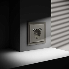 Розетка встраиваемая Voltum S70 с заземлением и защитными шторками, 16А, с USB, A+A, (шелк) VLS040404 1