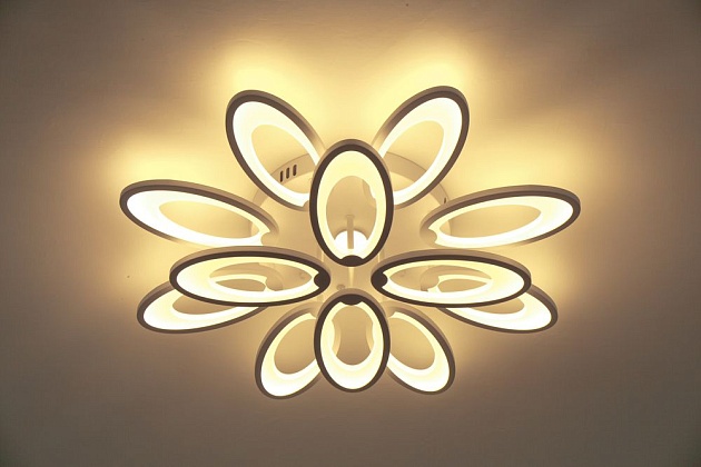 Потолочная светодиодная люстра Escada 10238/12LED Фото № 6