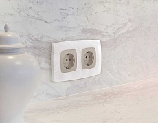 Лицевая панель розетки AMBRELLA VOLT OP3660 2