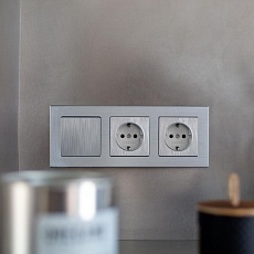 Рамка на 3 поста Werkel Aluminium алюминий W0031706 4690389158063 2