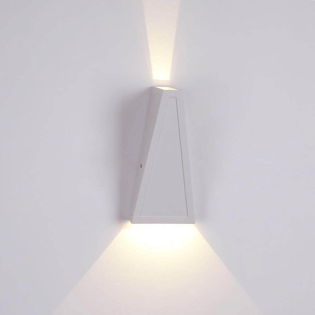 Настенный светодиодный светильник Crystal Lux CLT 225W WH Фото № 1