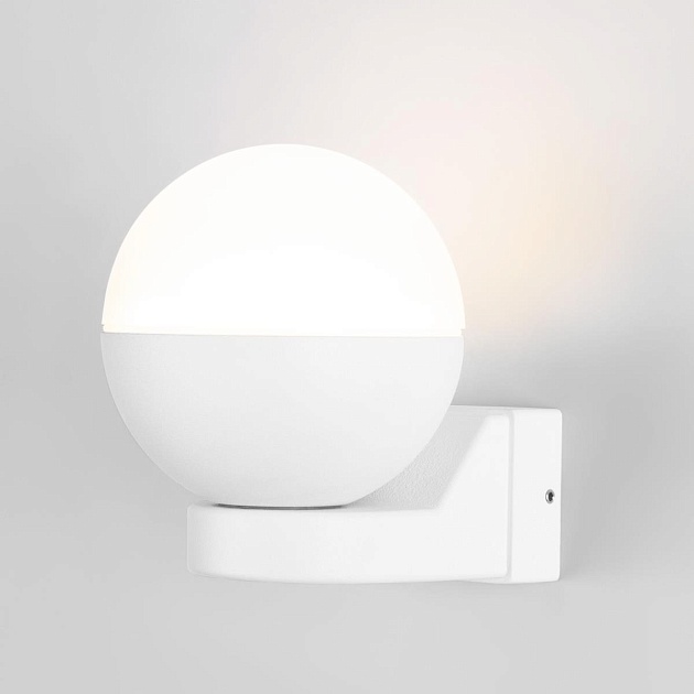 Настенный светильник Elektrostandard Moon MRL 1028 белый a062857 Фото № 2