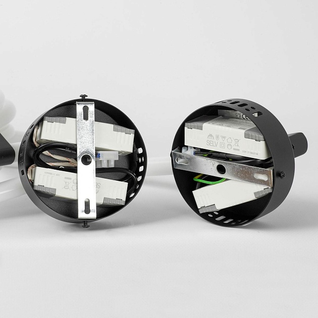 Настенно-потолочный светодиодный светильник Lussole LSP-7214 изображение 2 Настенно-потолочный светодиодный светильник Lussole LSP-7214 Фото № 2