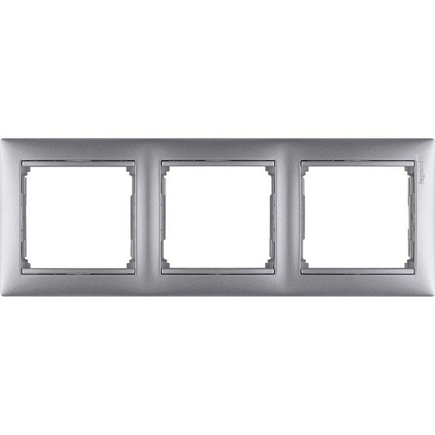 Рамка 3-постовая Legrand Valena алюминий 770153 Фото № 1