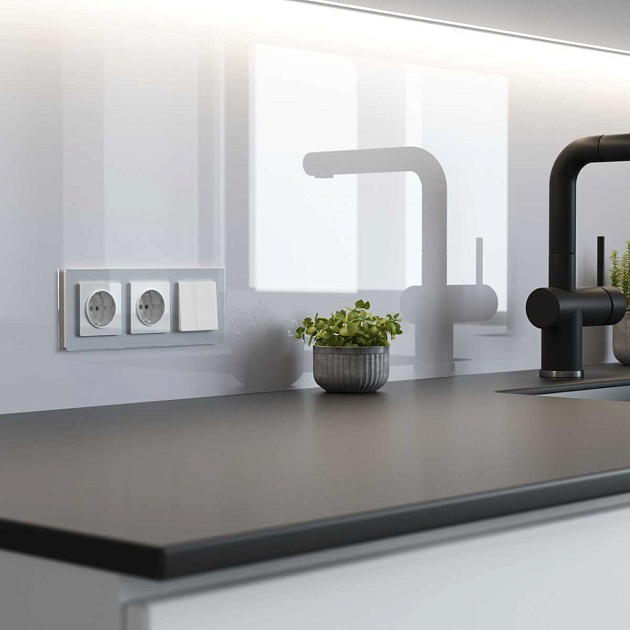 Выключатель Werkel одноклавишный белый акрил W1112141 4690389197260 изображение 2 Выключатель Werkel одноклавишный белый акрил W1112141 4690389197260 Фото № 2