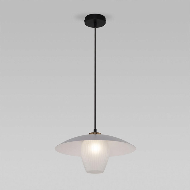 Подвесной светильник Eurosvet Kamari 50259/1 белый/матовый изображение 1 Подвесной светильник Eurosvet Kamari 50259/1 белый/матовый Фото № 1