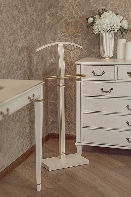 Костюмная вешалка Мебелик Васко В 70 000113 изображение 9 Костюмная вешалка Мебелик Васко В 70 000113 Фото № 9