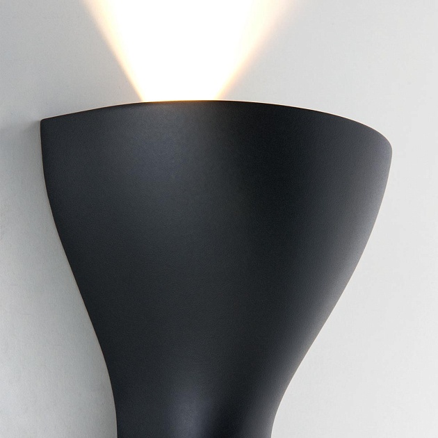 Настенный светодиодный светильник Elektrostandard Eos MRL LED 1021 чёрный a047884 фото 3
