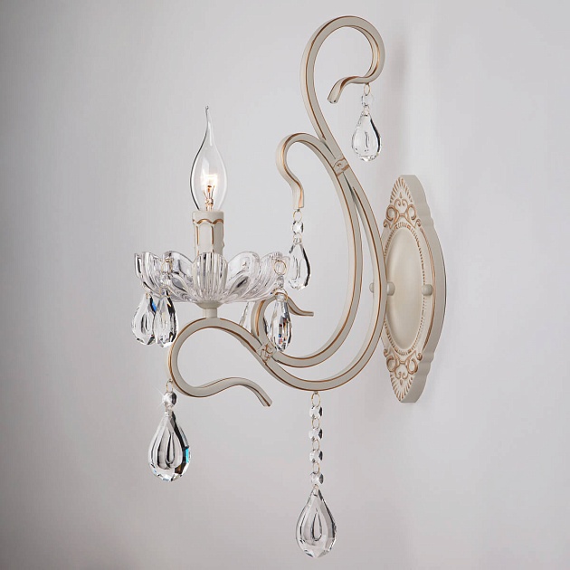 Бра Eurosvet 12205/1 белый Strotskis Фото № 1