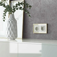 Рамка Werkel Baguette на 2 поста айвори/латунь W0022851 4690389185748 2