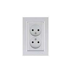Розетка Makel 2-м СП Karea 10А IP20 б/з сереб. 56065017