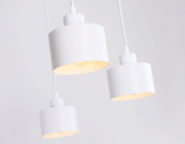 Подвесная люстра Ambrella light Traditional TR8131 изображение 3 Подвесная люстра Ambrella light Traditional TR8131 Фото № 3