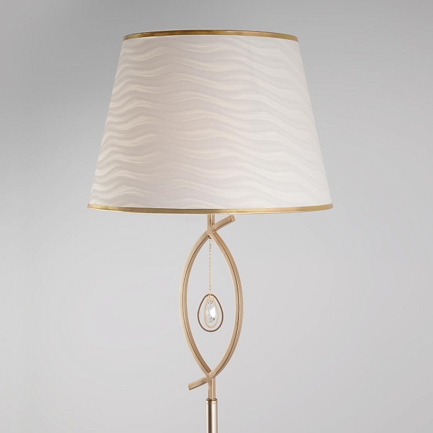 Торшер Eurosvet 01067/1 перламутровое золото изображение 3 Торшер Eurosvet 01067/1 перламутровое золото Фото № 3