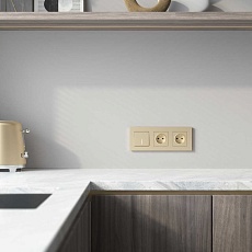 Рамка на 3 поста Slab шампань софт W0032911 a071625 3