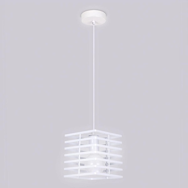 Подвесной светильник Ambrella light Traditional TR8410 Фото № 1