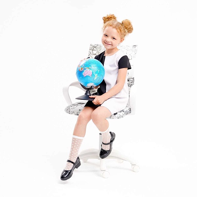 Детское кресло AksHome Ricci серый, кругосветное путешествие, ткань 72602 изображение 3 Детское кресло AksHome Ricci серый, кругосветное путешествие, ткань 72602 Фото № 3