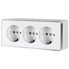 Розетка тройная с заземлением и шторками Werkel Gallant белый W5073101 4690389163913