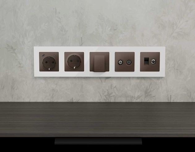 Лицевая панель AMBRELLA VOLT ALFA AP6458 Фото № 1