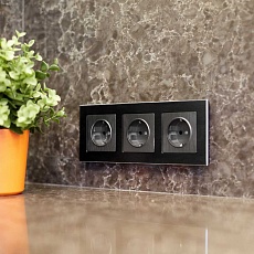 Рамка Werkel Aluminium на 3 поста черный алюминий W0031708 4690389158100 2