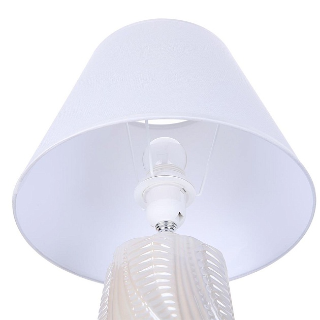 Настольная лампа Lumion Classi Sinna 8211/1T Фото № 4