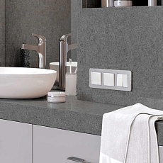 Рамка Werkel Platinum на 3 поста алюминий W0032606 4690389184475 1