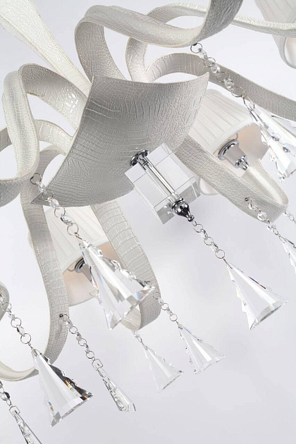 Подвесная люстра Lucia Tucci Pelle Bianca 119.8 Фото № 3
