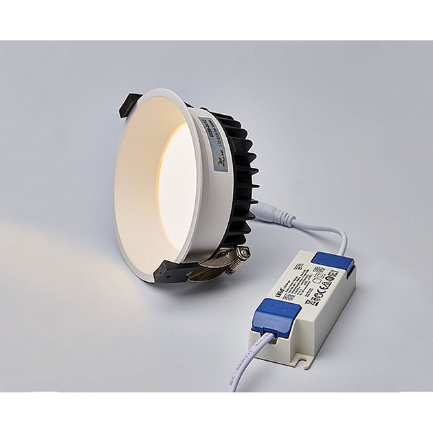 Встраиваемый светодиодный светильник Italline IT06-6012 white 4000K изображение 4 Встраиваемый светодиодный светильник Italline IT06-6012 white 4000K Фото № 4