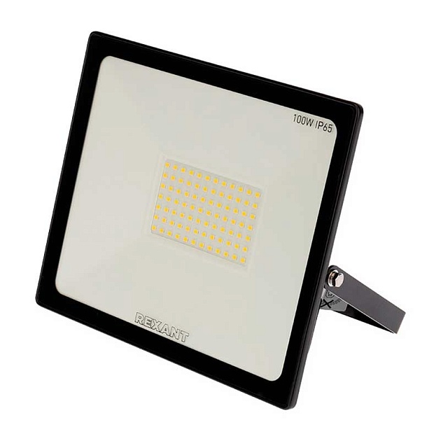 Прожектор светодиодный REXANT 605-005 изображение 1 Прожектор светодиодный REXANT 605-005 Фото № 1