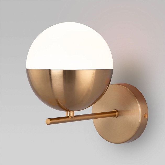 Бра Eurosvet Nuvola 70129/1 латунь изображение 1 Бра Eurosvet Nuvola 70129/1 латунь Фото № 1