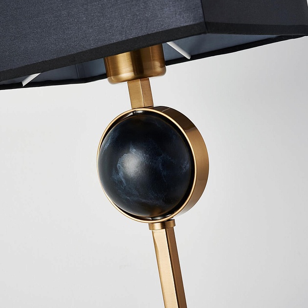 Настольная лампа Favourite Diva 2822-1T изображение 3 Настольная лампа Favourite Diva 2822-1T Фото № 3