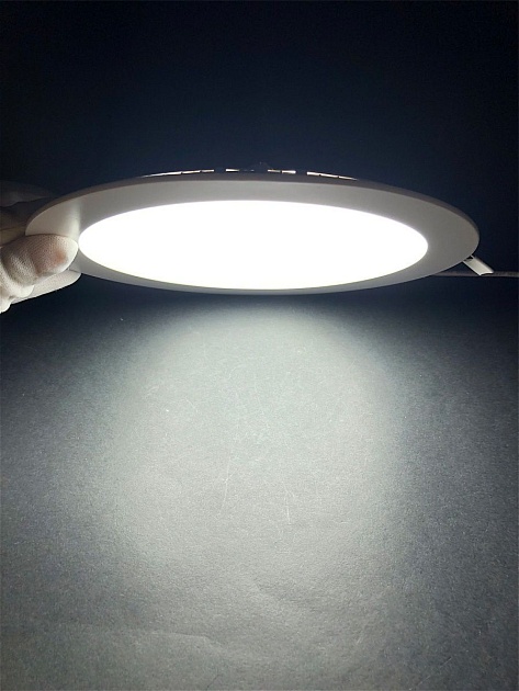 Встраиваемый светодиодный светильник Elvan VLS-1618R-18W-WW-Wh фото 10